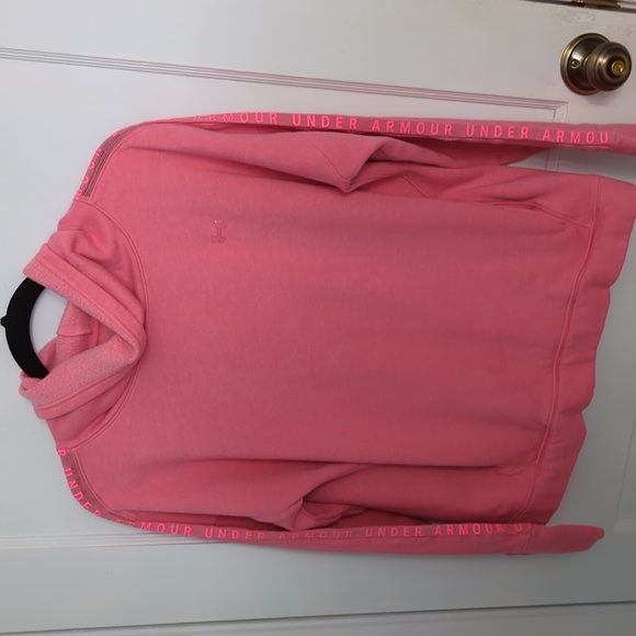 Under Armor Sz L Pink Sweatshirt with Cowl Neck and Netting on the Sleeves - Picture 1 of 5